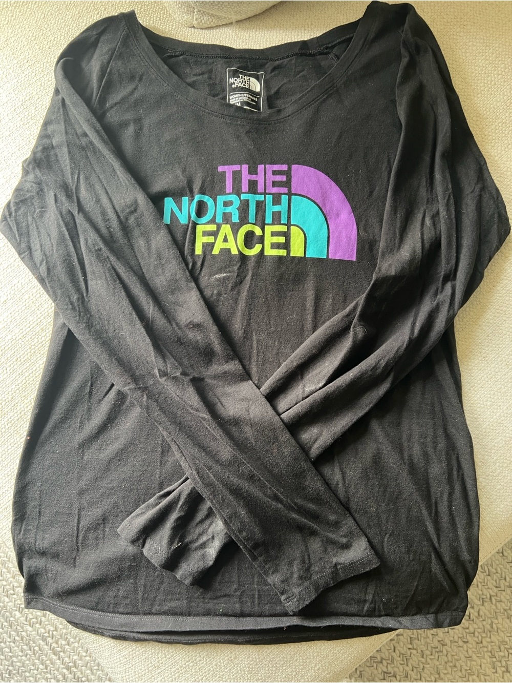 The North Face - Black Long Sleeve Tee - Size M